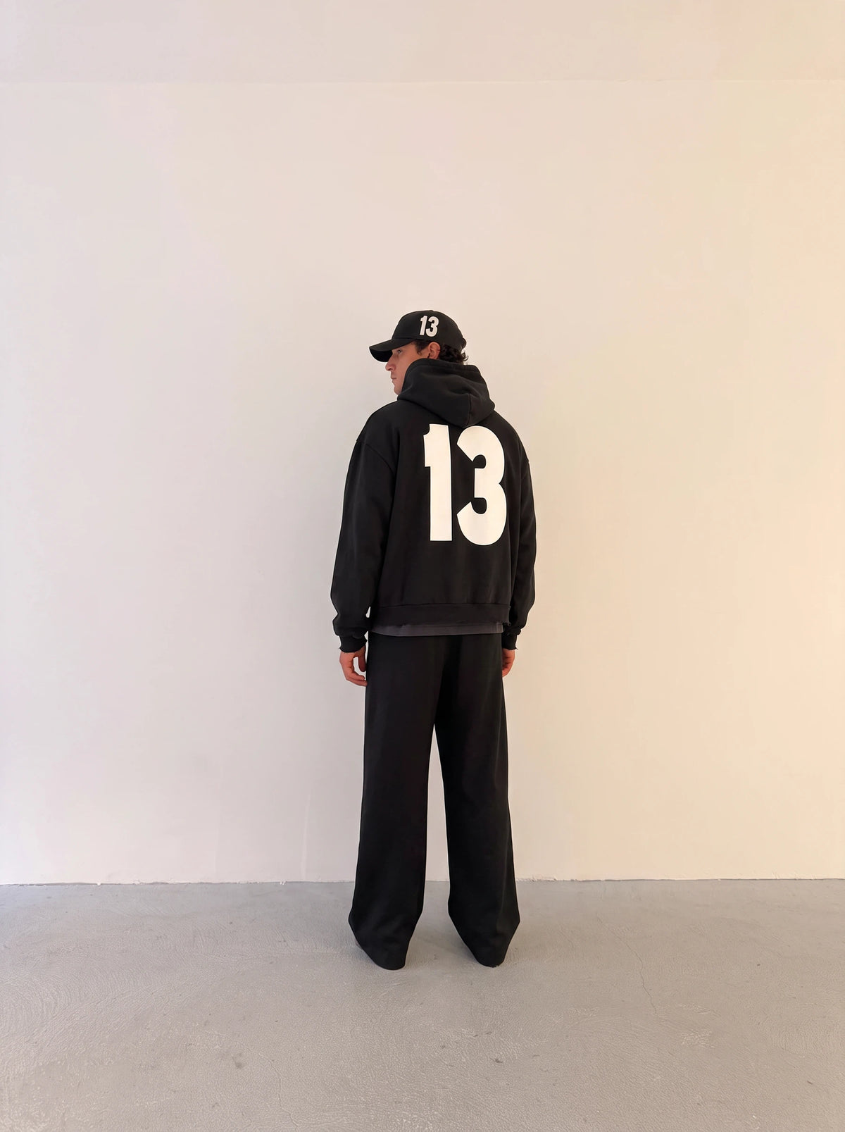 13 RULES DESTROYED ZIP-HOODIE