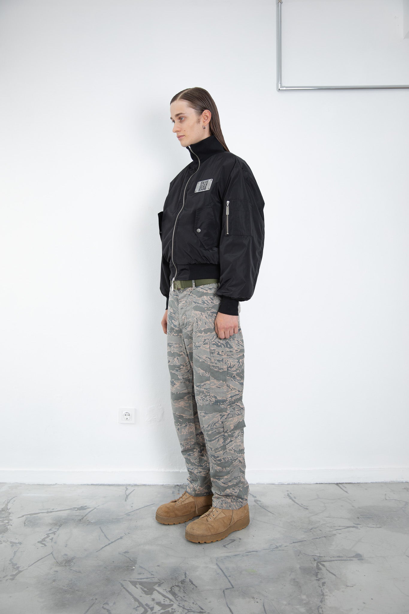 REVERSE ZIPPER BOMBER JACKET BLACK QR CODE2