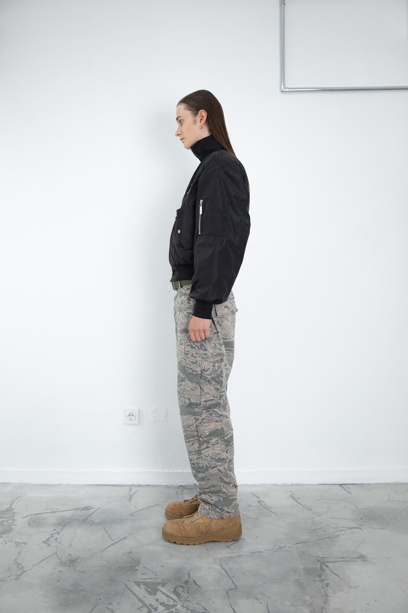 REVERSE ZIPPER BOMBER JACKET BLACK QR CODE2