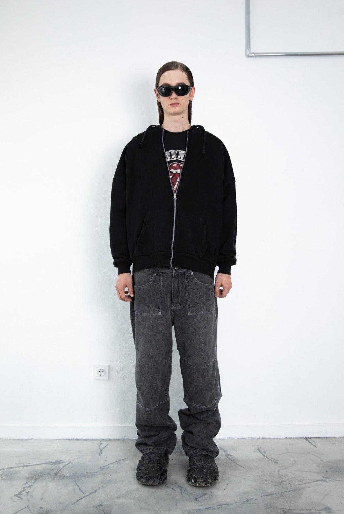 DENIM PANTS 1 QR CODE2