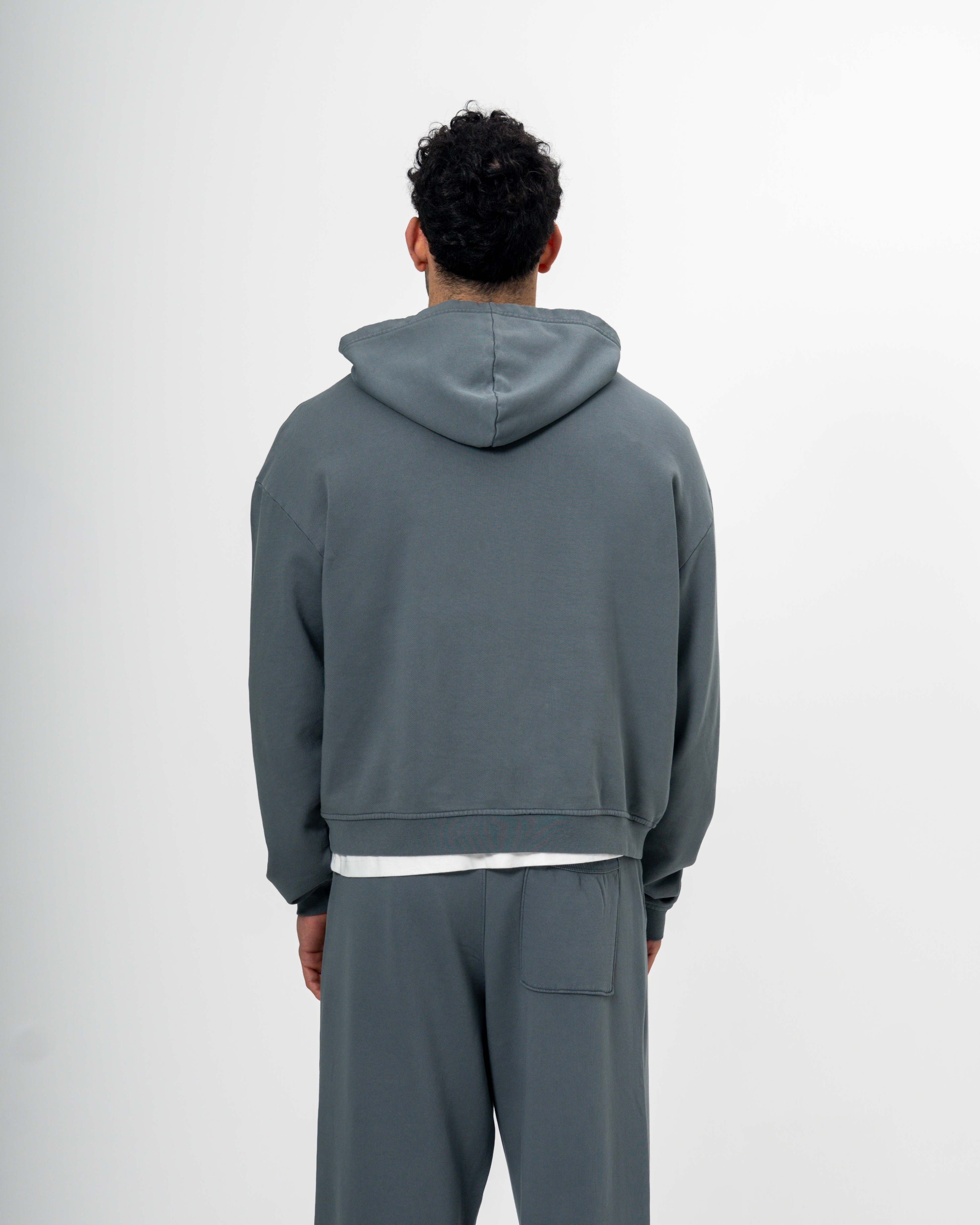 Essential H.001